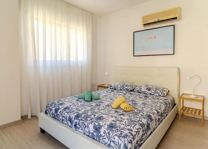 Helios Mackenzie One Bedroom Flat Larnaca