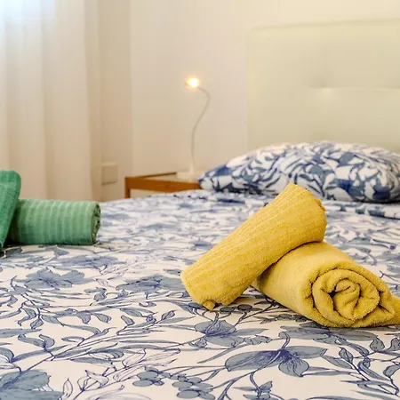 Helios Mackenzie One Bedroom Flat Apartman *