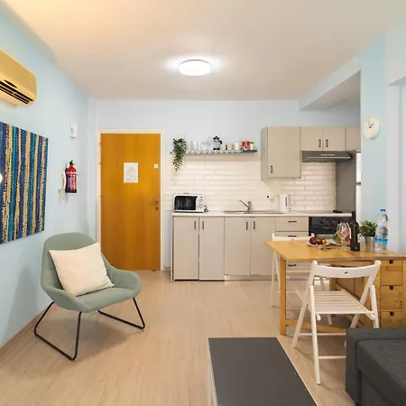 Helios Mackenzie One Bedroom Flat * Lárnaka